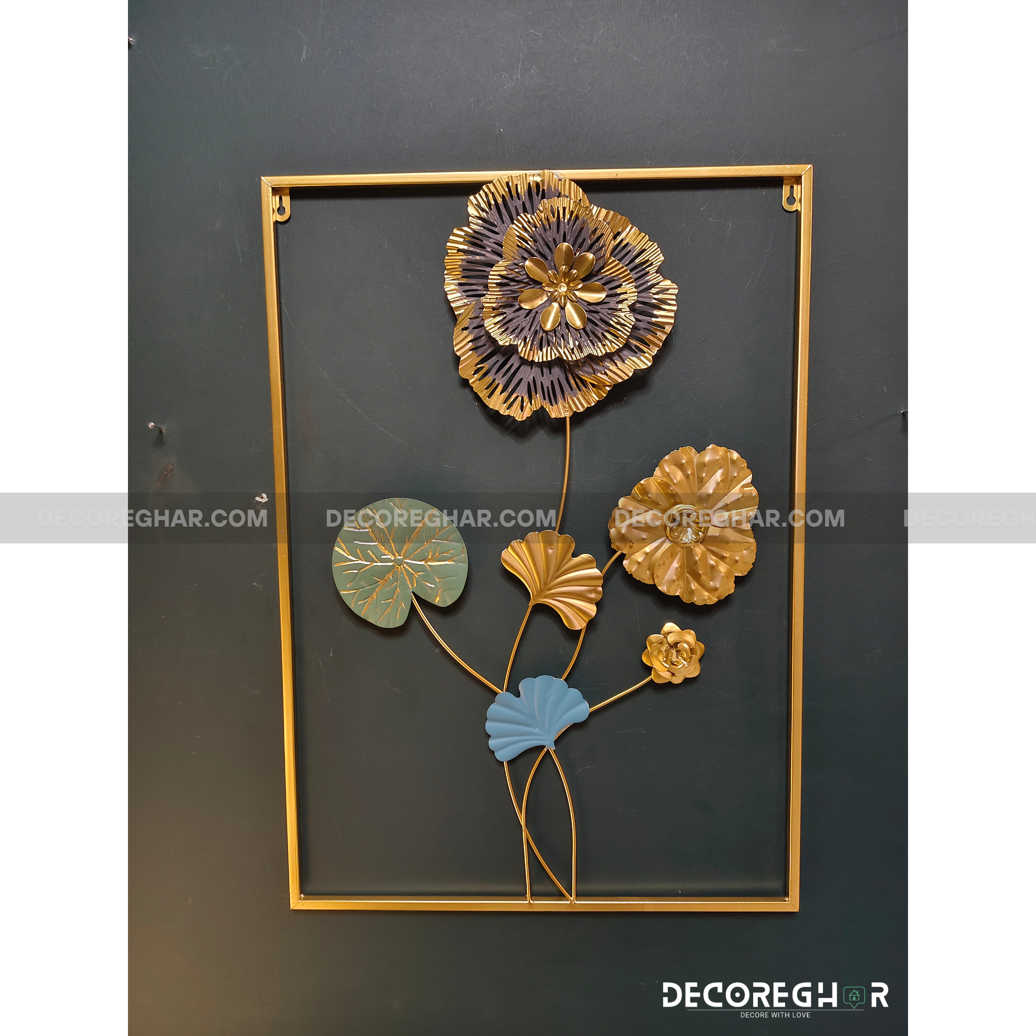 Imported Premium Quality Metal Flower Frame – Elegant Decorative Wall Art