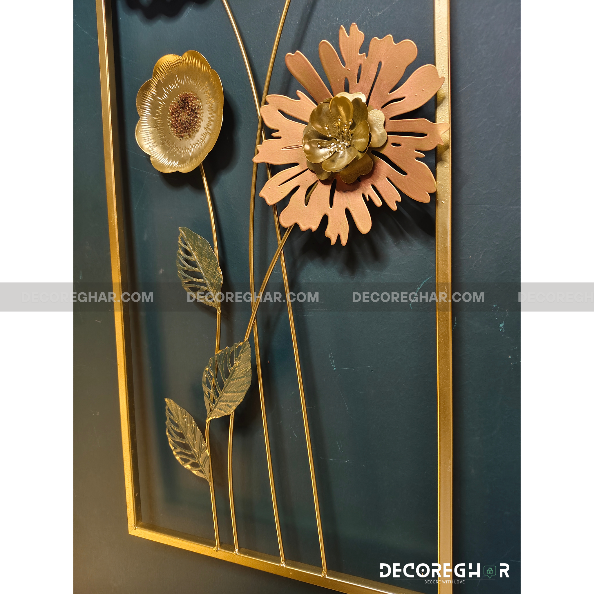 Imported Premium Quality Metal Flower Frame – Elegant Decorative Wall Art