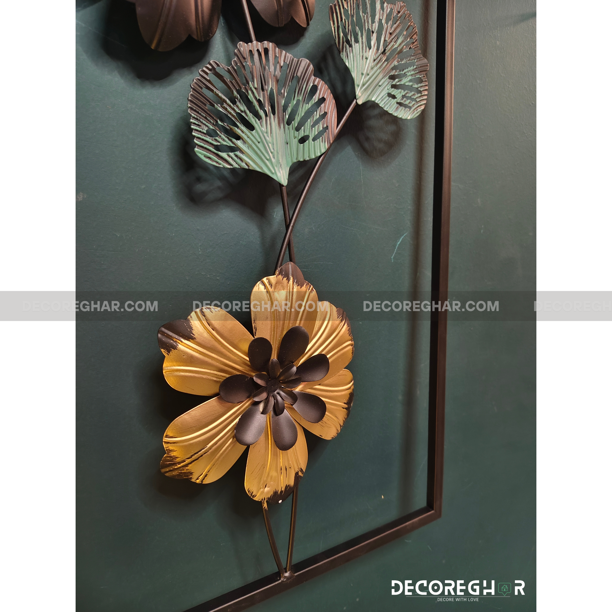 Imported Premium Quality Metal Flower Frame – Elegant Decorative Wall Art