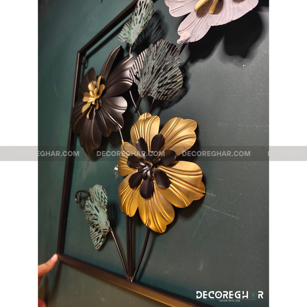 Imported Premium Quality Metal Flower Frame – Elegant Decorative Wall Art