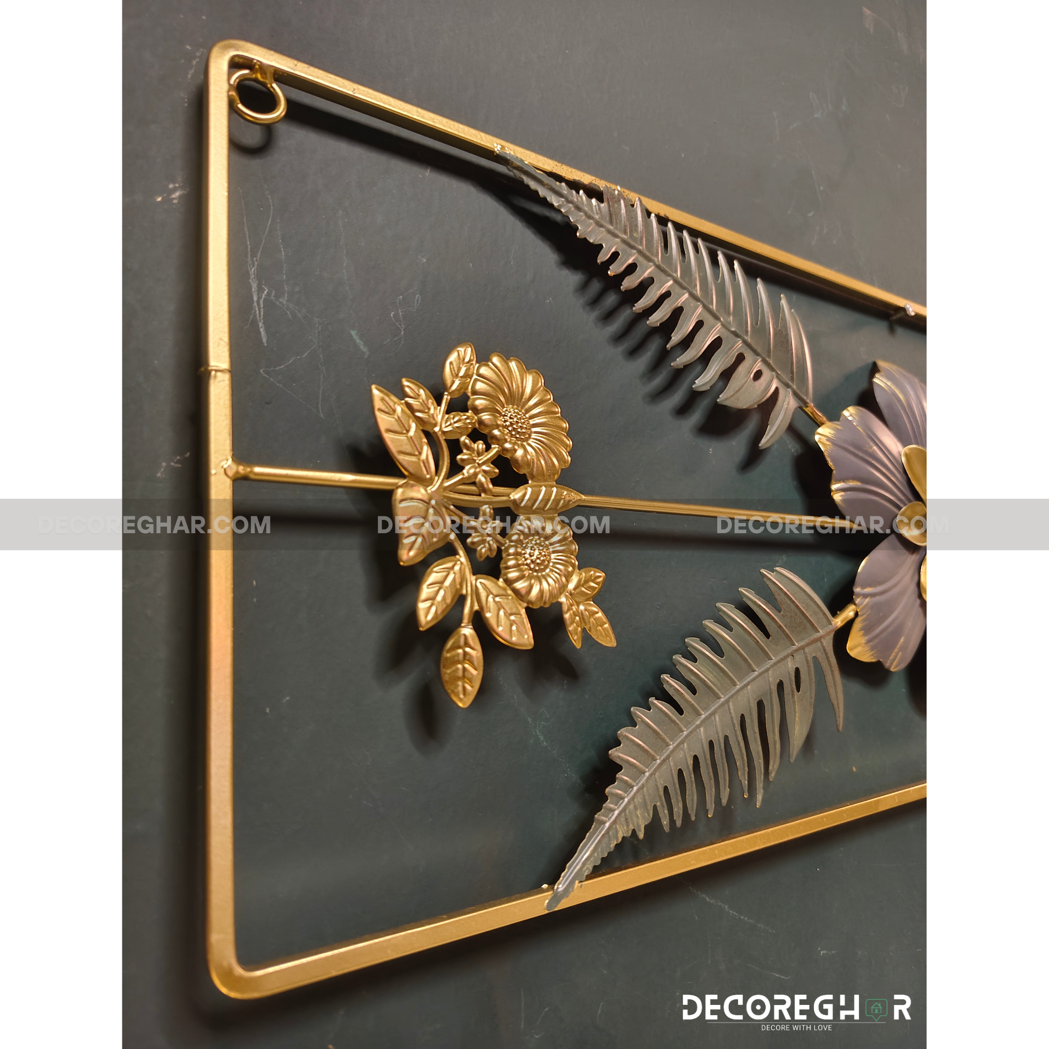 Imported Premium Quality Metal Flower Frame – Elegant Decorative Wall Art