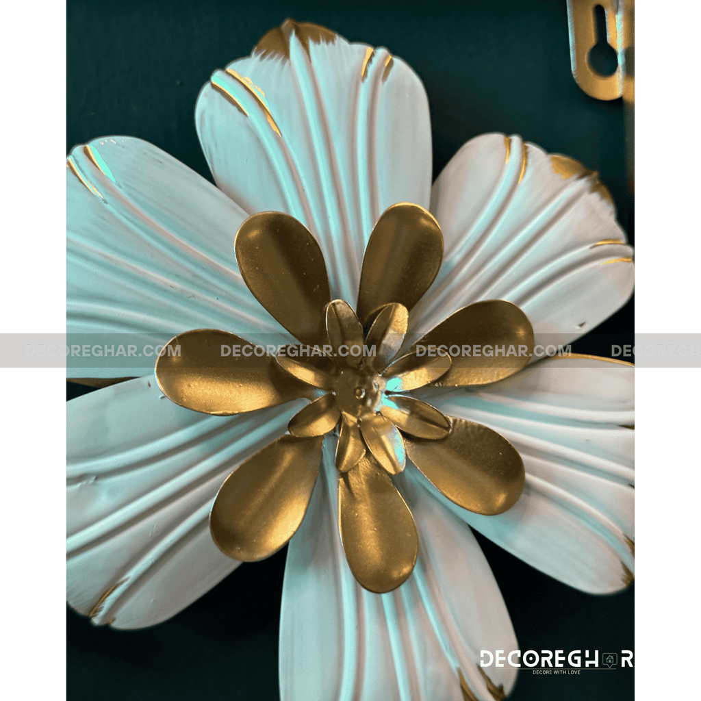 Gold & Green 3D Floral Metal Wall Art – Elegant Frame-Mounted Home Décor
