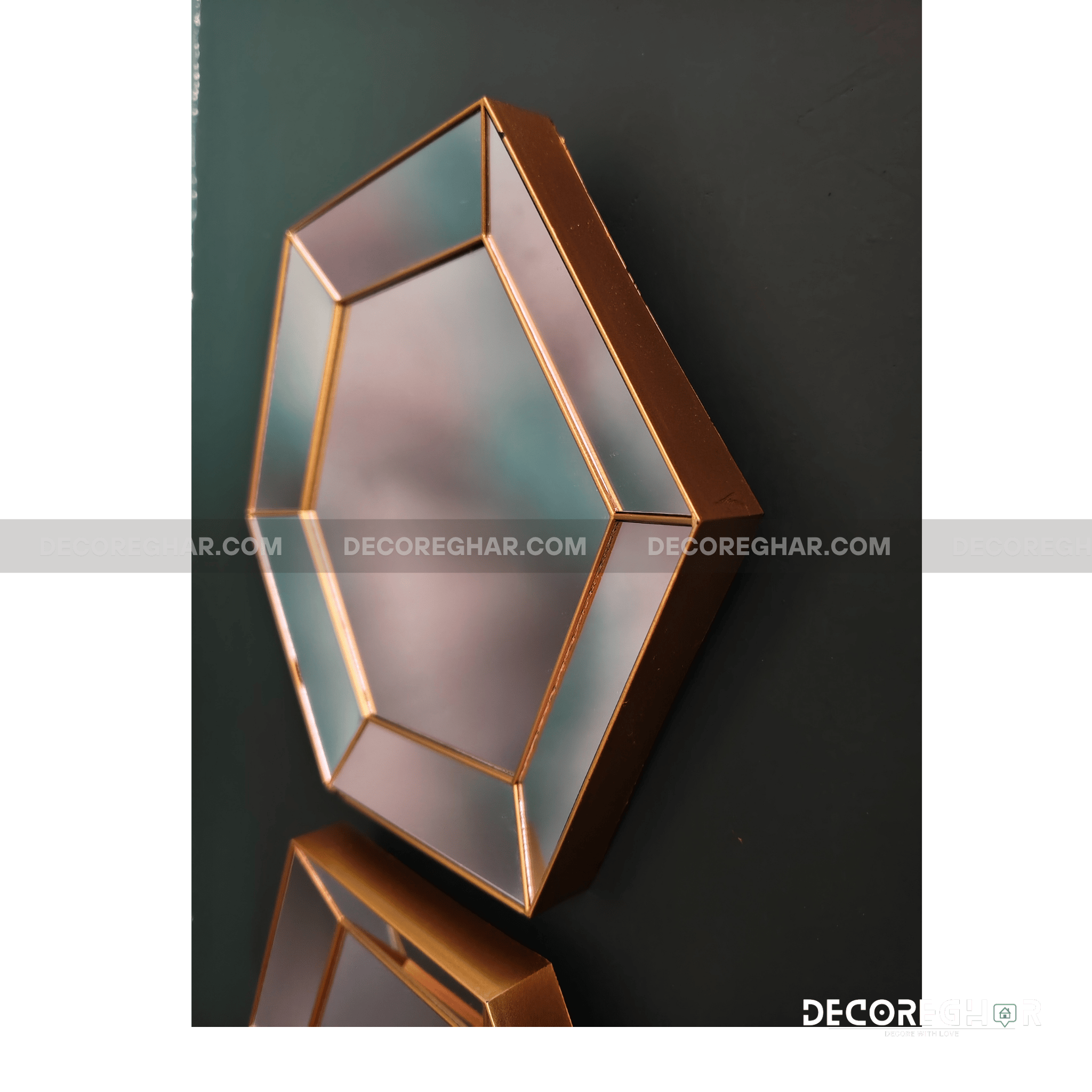 Modern Hexagonal Mirror Wall Art – Vertical Rose-Gold Set for Elegant Small Spaces