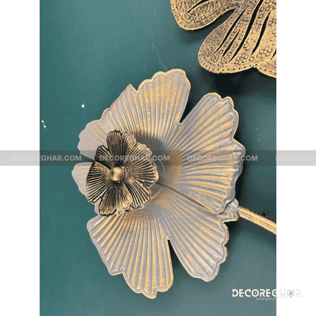 Metallic Floral Wall Art – Elegant Triple-Flower Design