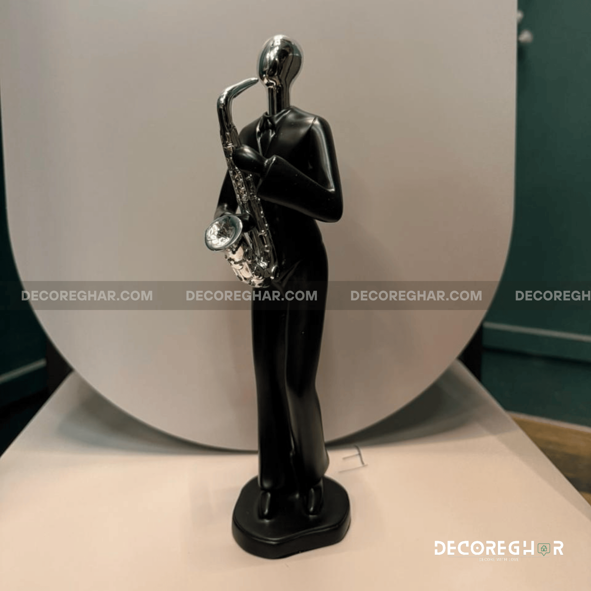 Elegant Porcelain Jazz Musician Figurine – Modern Black & Silver Home Décor Accent