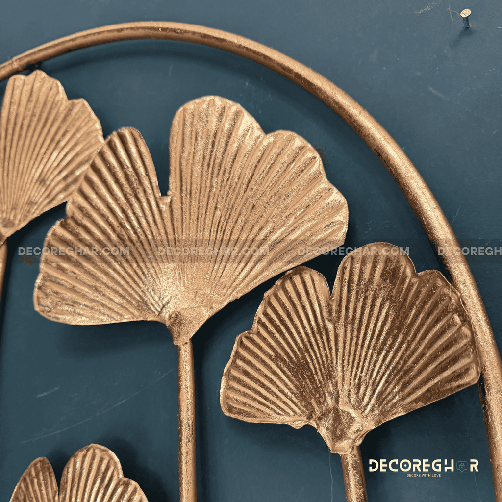 Golden Leaf Metal Wall Art – Elegant Round Frame Decor