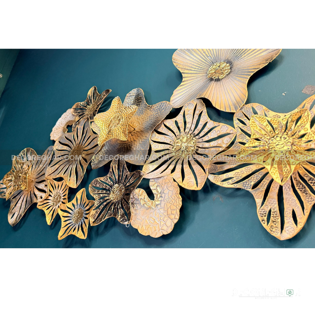 Luxury Metal Floral Wall Art – Modern Gold & Bronze Flower Decor for Living Room & Bedroom