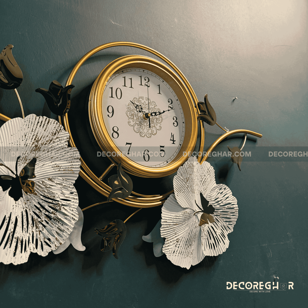 Elegant Floral Wall Clock – Gold Frame with 3D Metal Flower Design