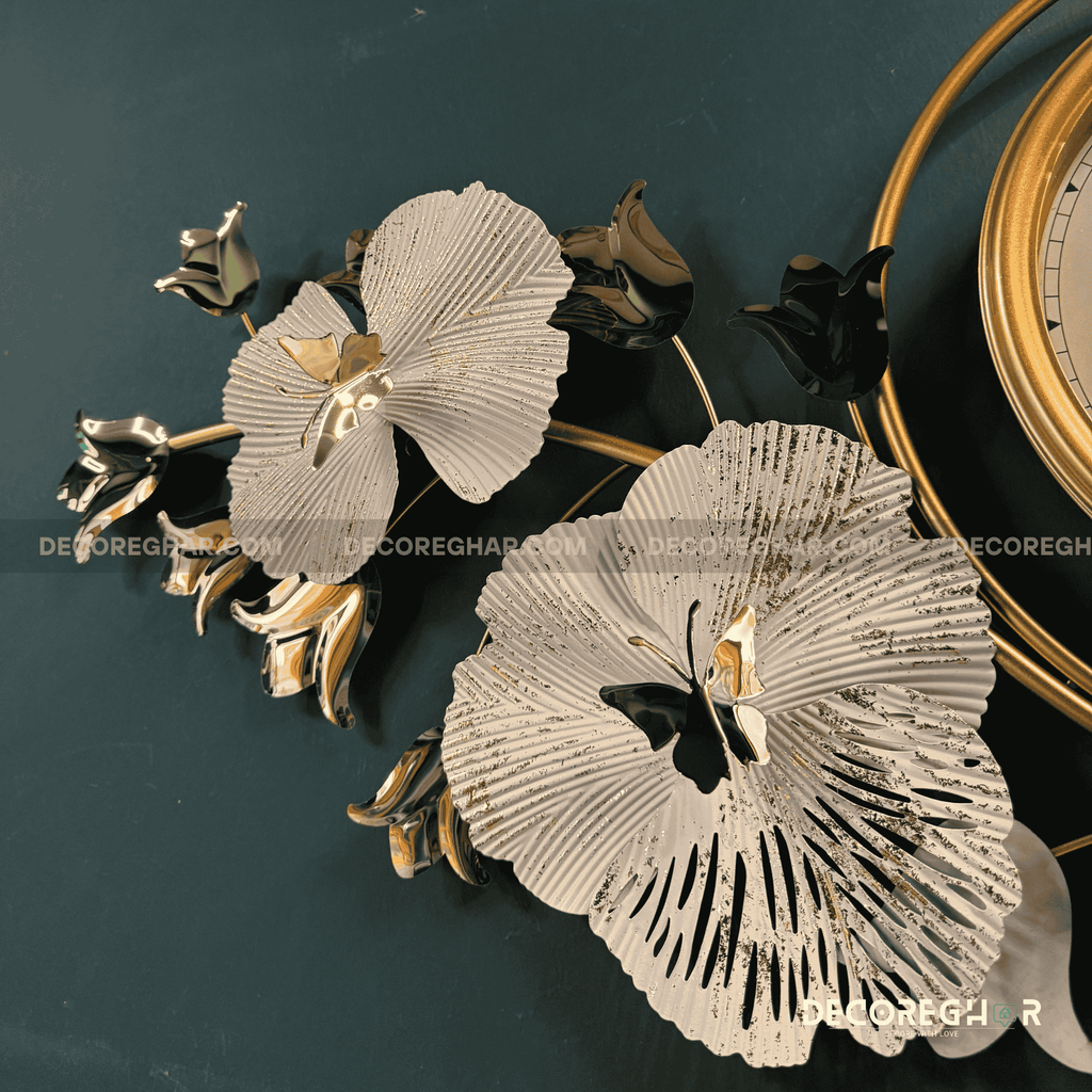 Elegant Floral Wall Clock – Gold Frame with 3D Metal Flower Design