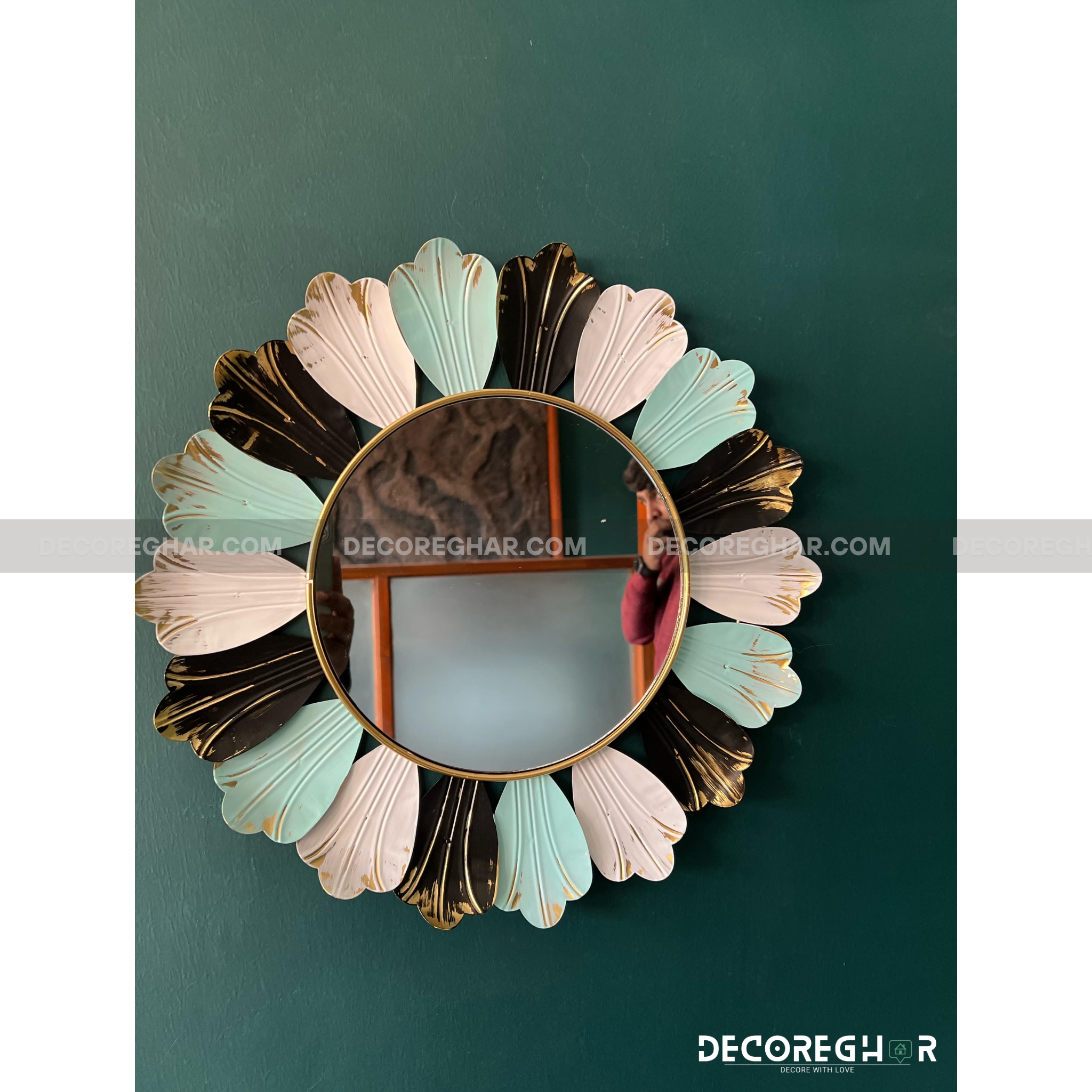 Metal round mirror