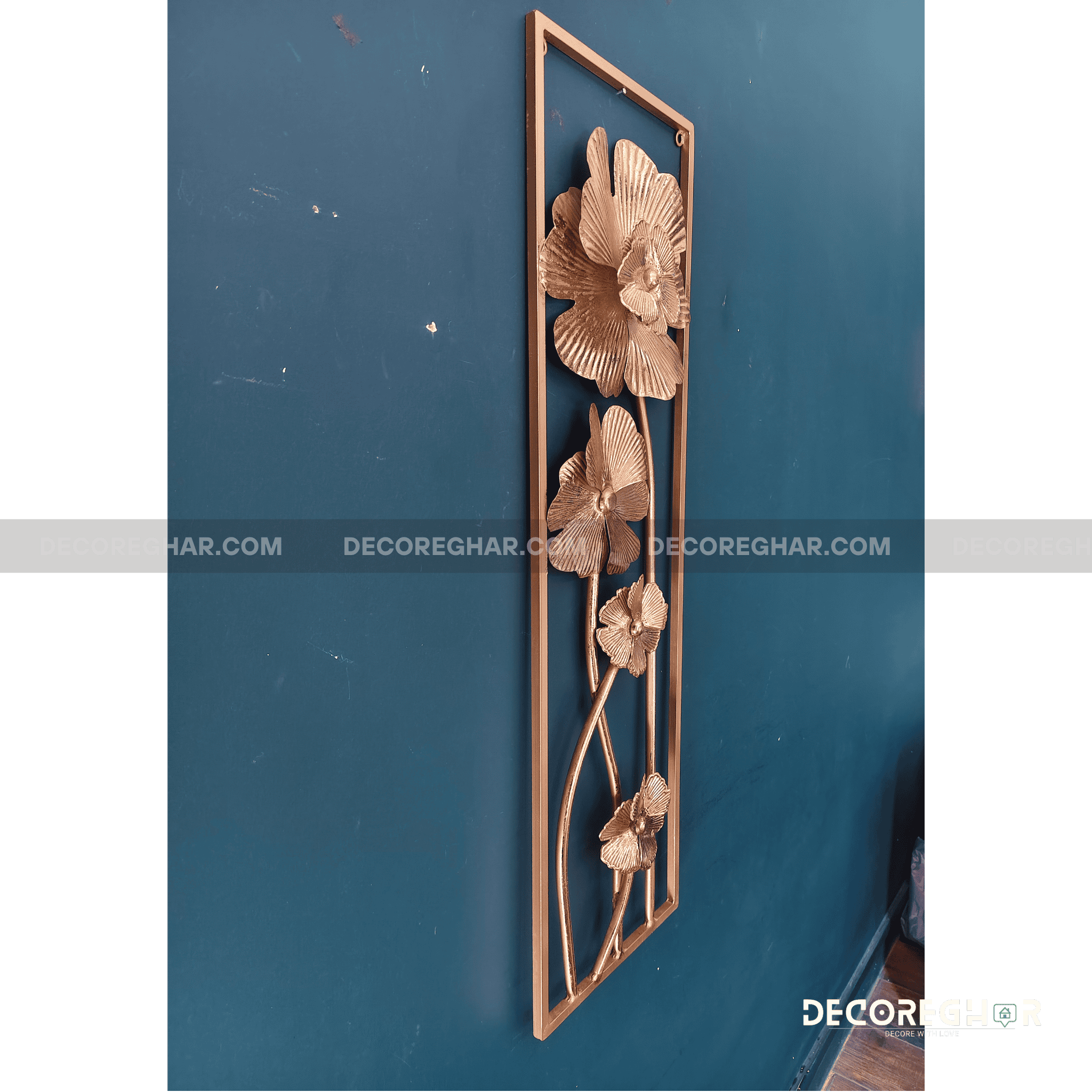 Chic Golden Wall Art Frame with Floral Detailing