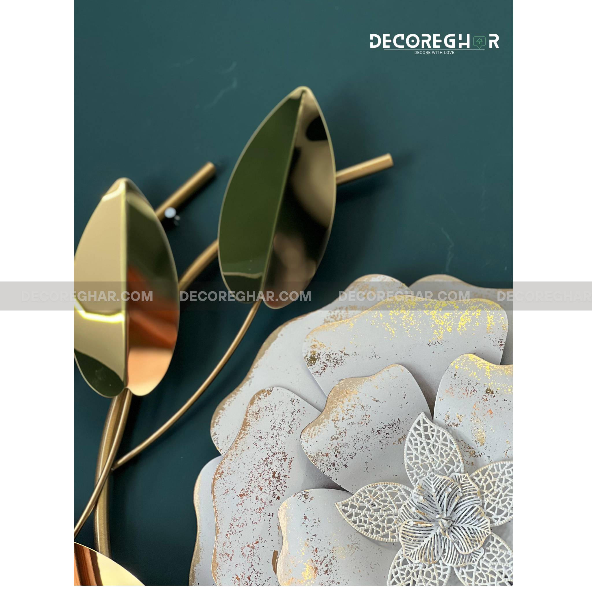 Imported Premium Quality Metal Flower Frame – Elegant Decorative Wall Art